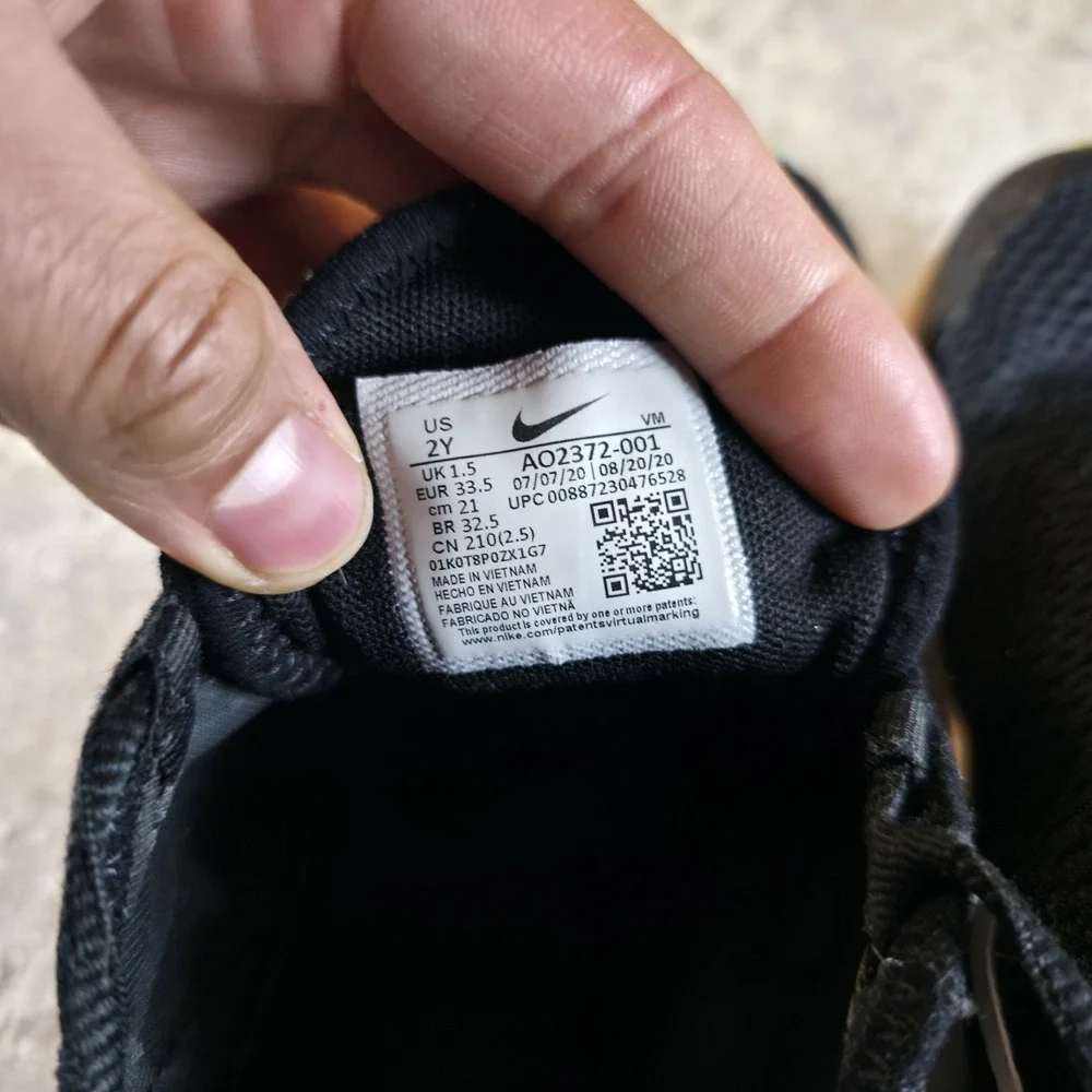 Nike Air Max 270 PS Black White Comfort Casual Sneakers Youth Kids Size 2 Y